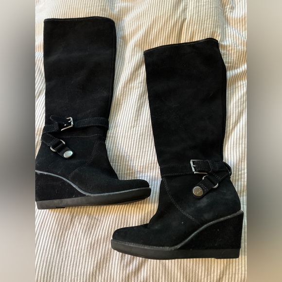Authentic Coach black suede wedge boots, size 7 - Picture 2 of 3